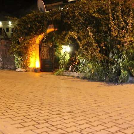 Sunset Cave Suite Guest house 2*