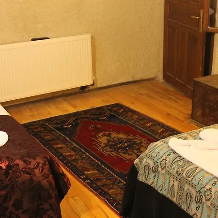 Sunset Cave Suite Guest house