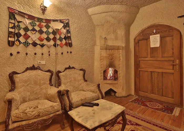 Sunset Cave 2* نفسهير