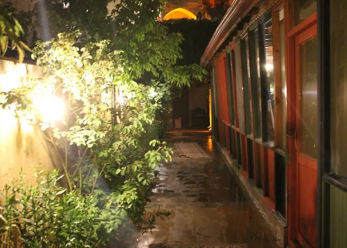 Гостевой дом Sunset Cave Suite