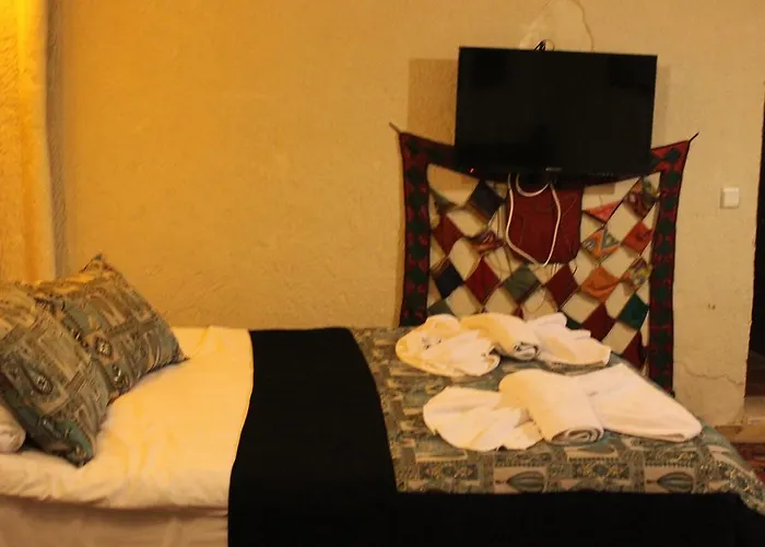 Sunset Cave Suite 2*