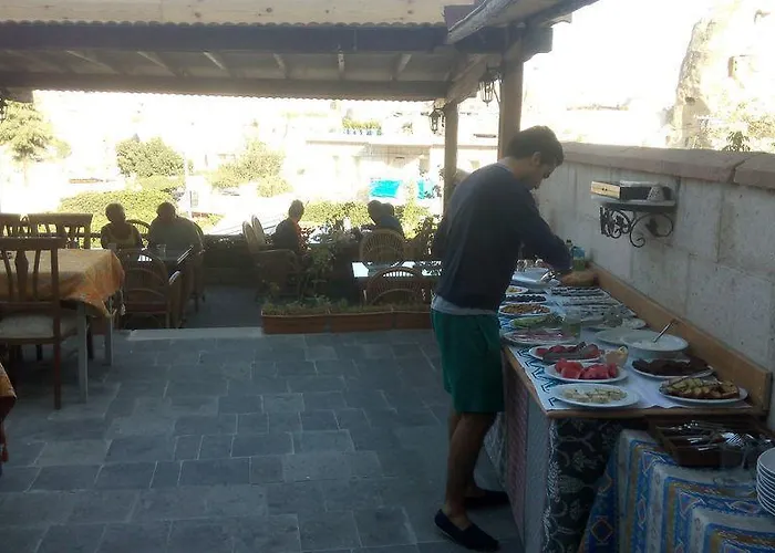 Sunset Cave نفسهير