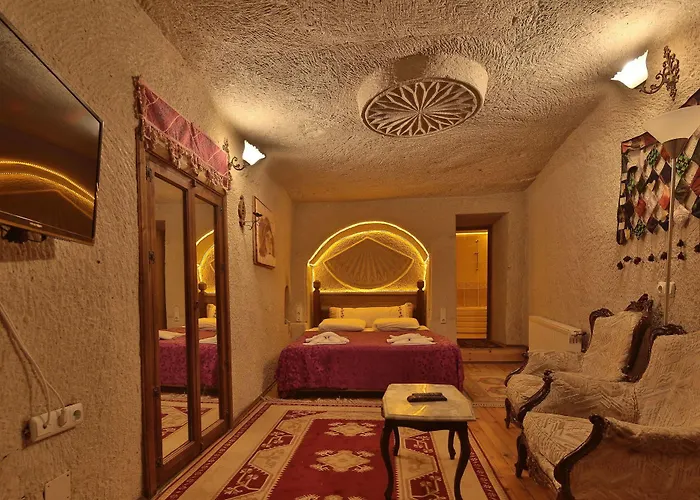 Sunset Cave 2* نفسهير