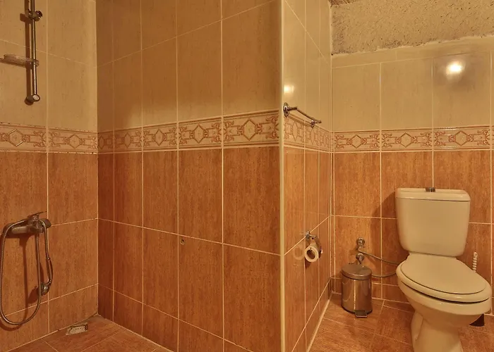 Sunset Cave نفسهير